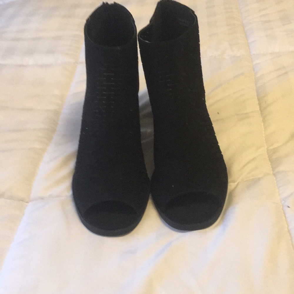 CL by LAUNDRY BOOTIES